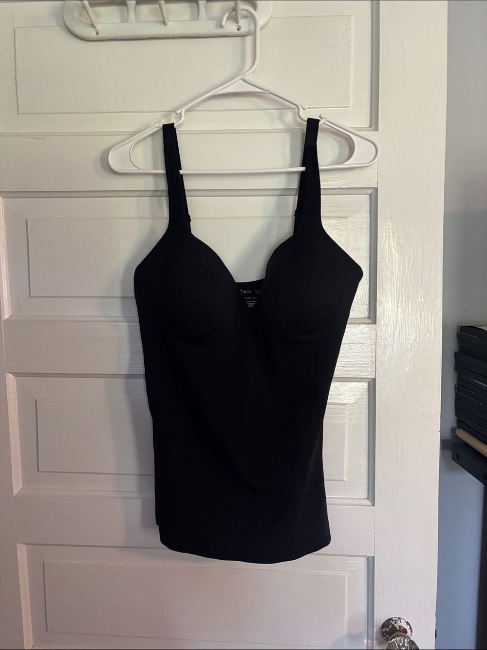 Black Womens Shaping Tank Top with Built-In Cups